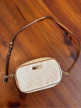 Michael Kors Cream and Brown Signature Crossbody Camera Bag , gently used